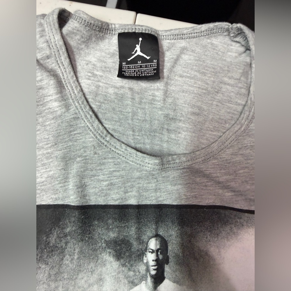 Jordan Tank bundle - Picture 3 of 4